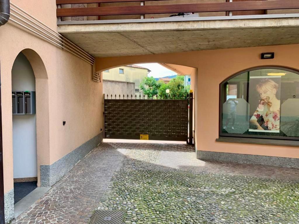 Flat Mazzini 6 Apartment Alzano Lombardo Exterior photo